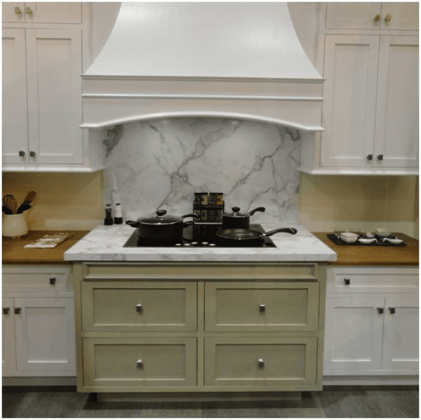 Mixed-Cabinetry-CuisiMax-resized-600.jpg
